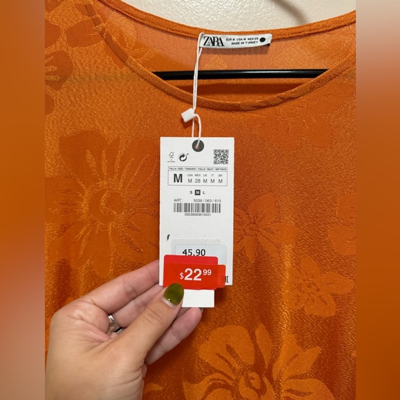 Zara stretchy jacquard tropical dress - Picture 3 of 5